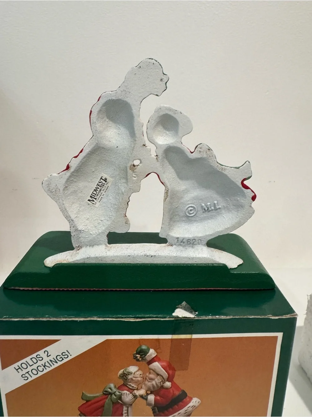 Midwest Santa Mrs Claus Kissing Cast Iron Christmas Double Stocking Holder